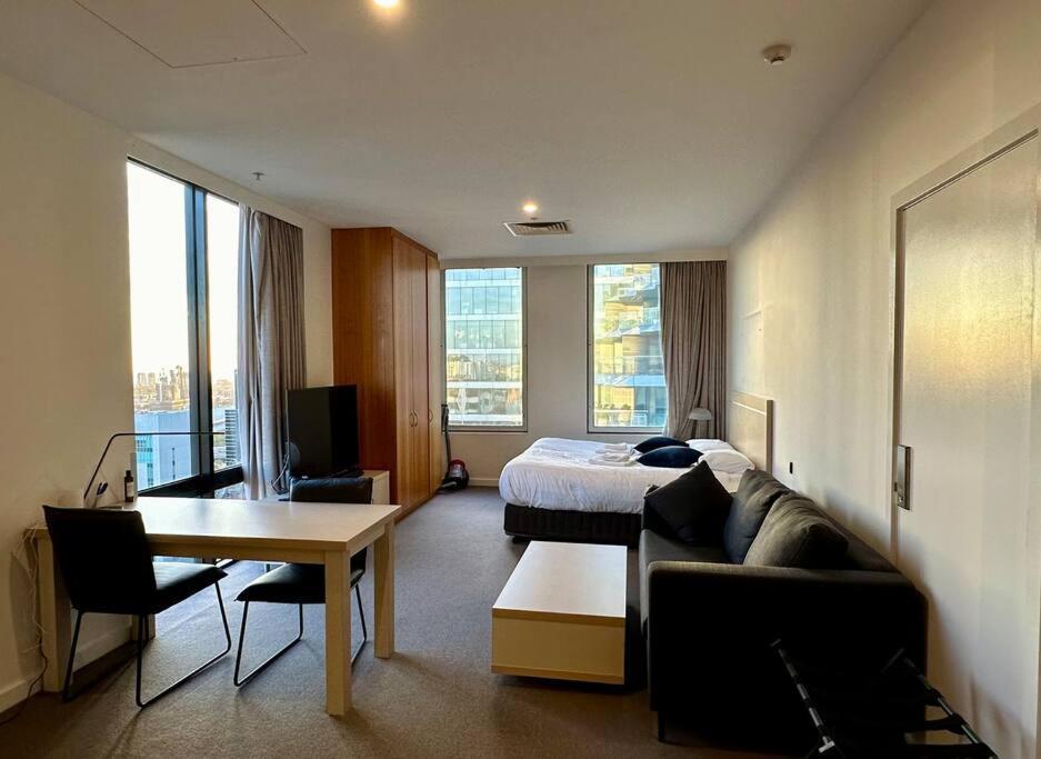 Premium Corporate Studio + Yarra Views Apartment Melbourne Luaran gambar